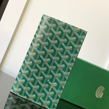 RICHELIEU CHECKBOOK WALLET 19 IN GREEN GOYARDINE CANVAS AND CALFSKIN