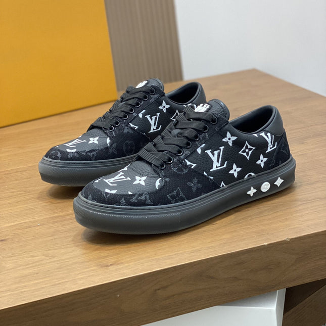 LV MONOGRAM BLACK SNEAKERS