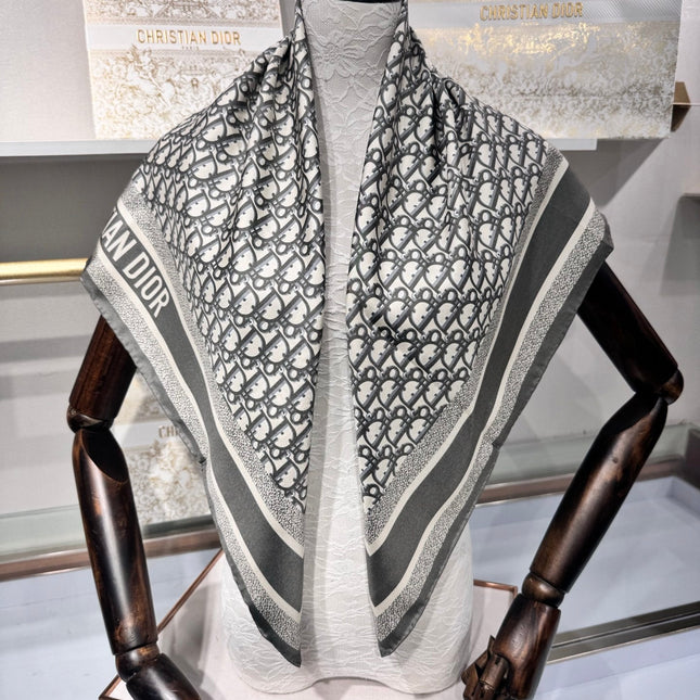 DIOR SCARF 90 CM IN SILK 726514