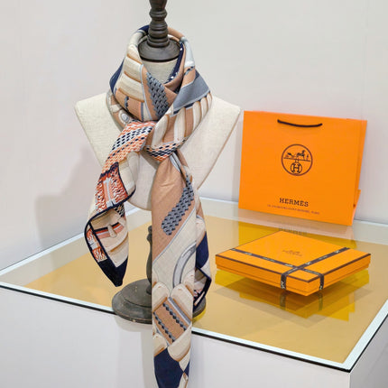 HERMES SCARF 140 IN SILK 134455