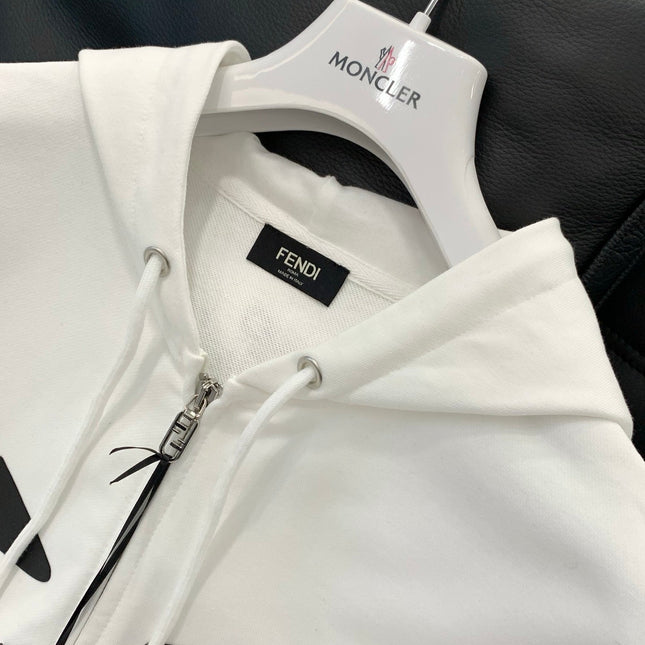 FENDI 26S ZIP-UP HOODIE 184