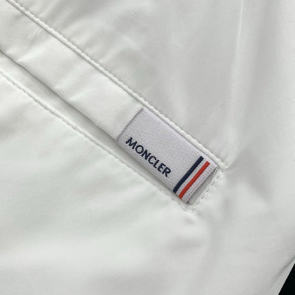 MONCLER 26S SHORTS 568