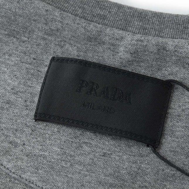 PRADA 26S SHORT SLEEVE T-SHIRT 695