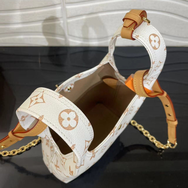 LV ATLANTIS BB 17 IN WHITE MONOGRAM COATED CANVAS