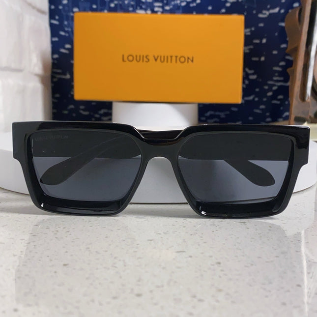 RECTANGLE SUNGLASSES 575849 BLACK IN ACETATE