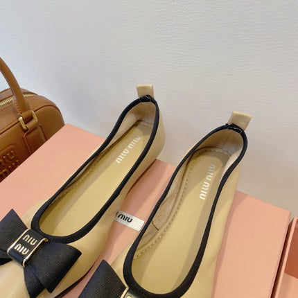 MIUMIU 26S BALLET FLATS IN BEIGE CALFSKIN WITH BOW