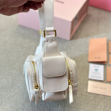 PUCKET BAG 27 IN WHITE CALFSKIN