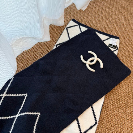 CHANEL 25S SCARF 180 CM IN WOOL CASHMERE 943031