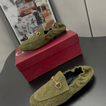 GUCCI 26S LOAFERS IN MOSS GREEN SUEDE WITH GOLD HARDWARE