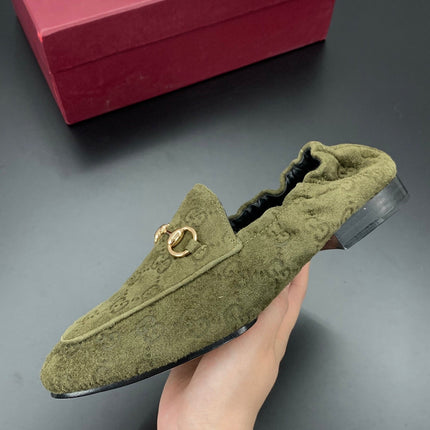 GUCCI 26S LOAFERS IN MOSS GREEN SUEDE WITH GOLD HARDWARE