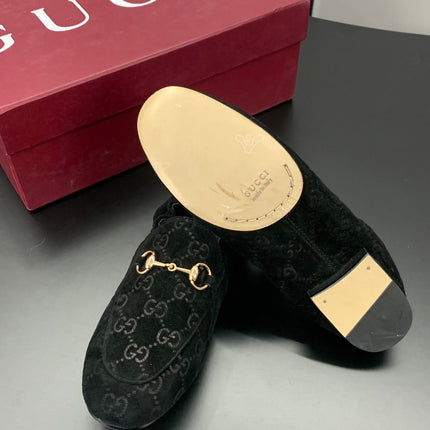 GUCCI 26S LOAFERS IN BLACK SUEDE