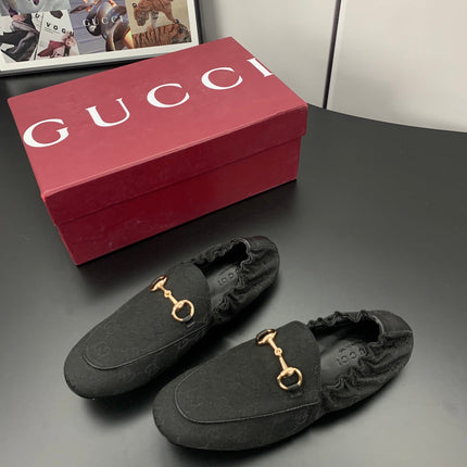 GUCCI 26S LOAFERS IN BLACK CANVAS