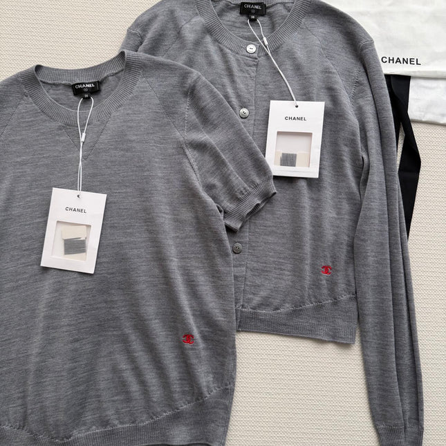 CHANEL 26S SHORT-SLEEVE KNIT TOP 917