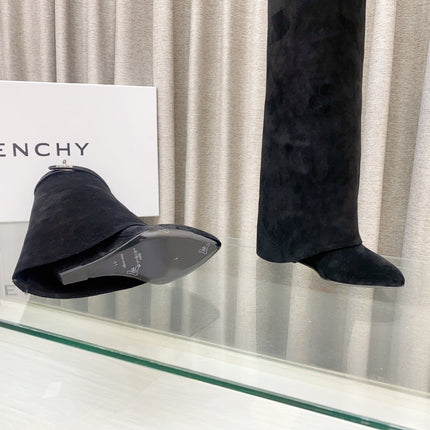 SHARK LOCK BOOTS 95 IN BLACK SUEDE
