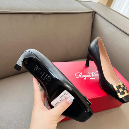 TROMPETTE BALLERINAS PUMPS IN BLACK SHINY CALFSKIN GOLD BUCKLE