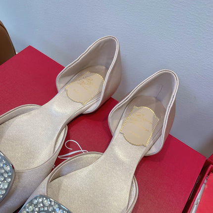 ROGER VIVIER BALLERINE FLATS IN BEIGE SATIN
