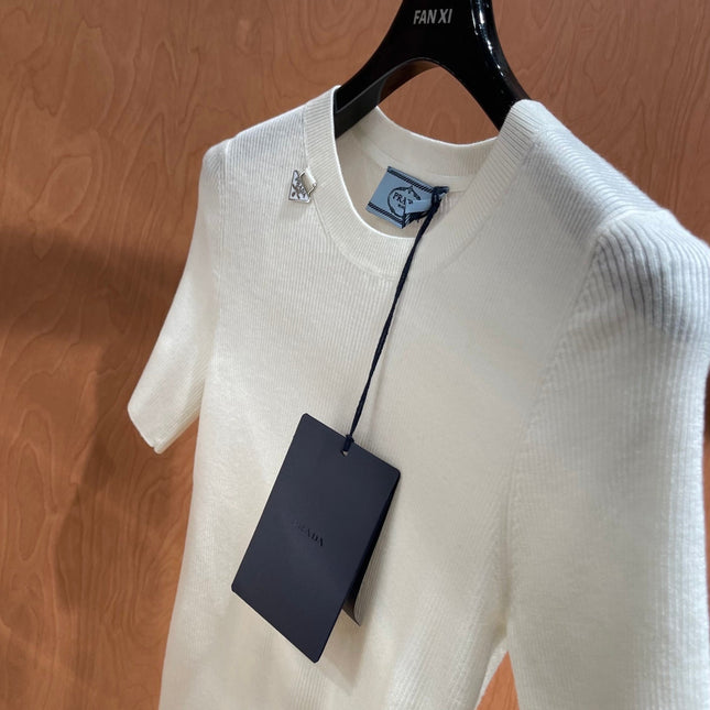 PRADA 26S SHORT-SLEEVED SWEATER STYLE 849