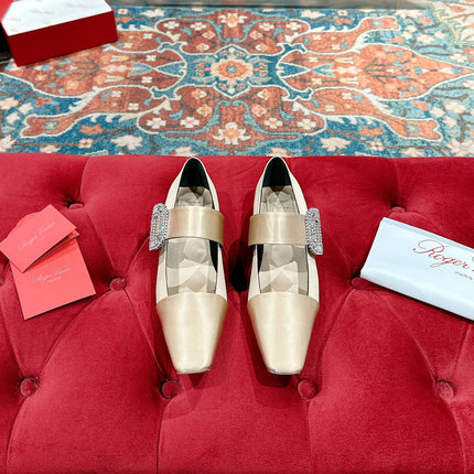 MARY JANES IN GOLD SATIN WITH CRYSTAL SQUARE BUCKLE