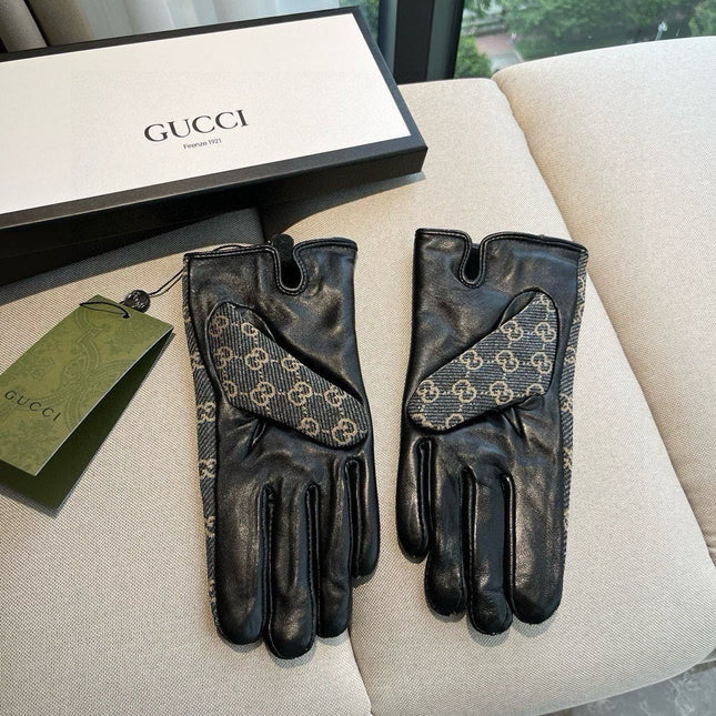 HORSEBIT GLOVES IN STONE BLUE MONOGRAM JACQUARD FABRIC MIX BLACK SHEEPSKIN 456333