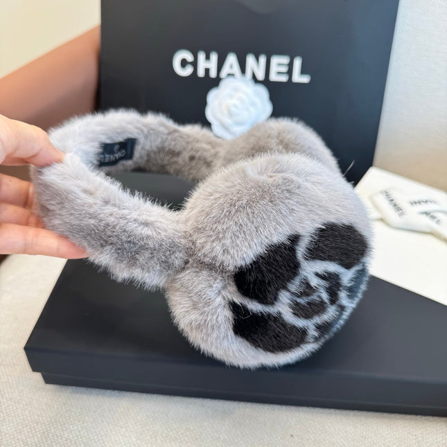 CHANEL 25S SKI EARMUFFS 831584