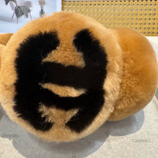 CHANEL 25S SKI EARMUFFS 928816