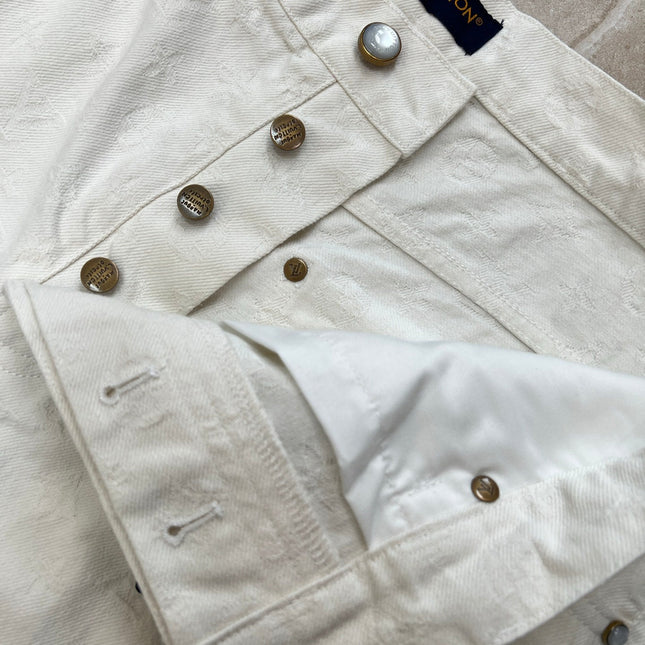 LV 26S JEANS STYLE 214