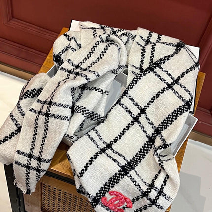 SCARF 190 CM IN WHITE MIX BLACK CASHMERE WITH RED LOGO 396472