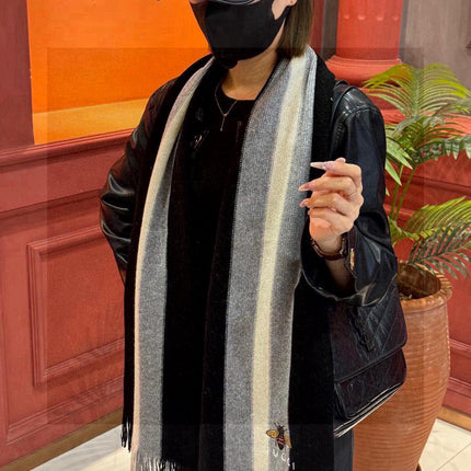 GUCCI 25S SCARF 180 IN CASHMERE 730564