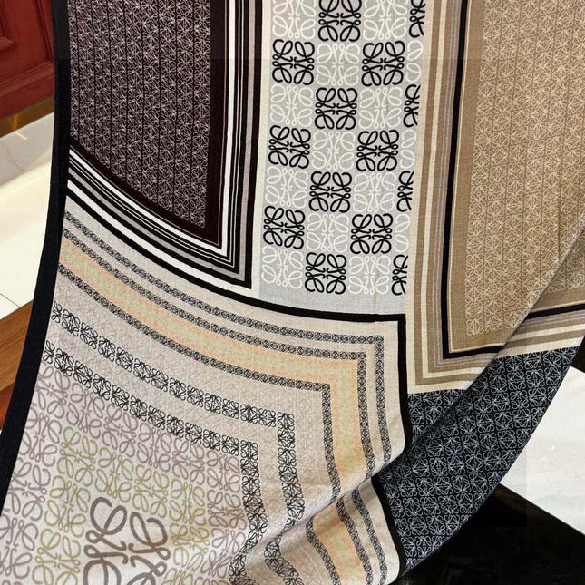 LOEWE 25S SCARF 140 IN CASHMERE SILK 738549