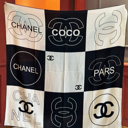 CHANEL 25S SCARF 135 IN SILK AND CASHMERE 932037
