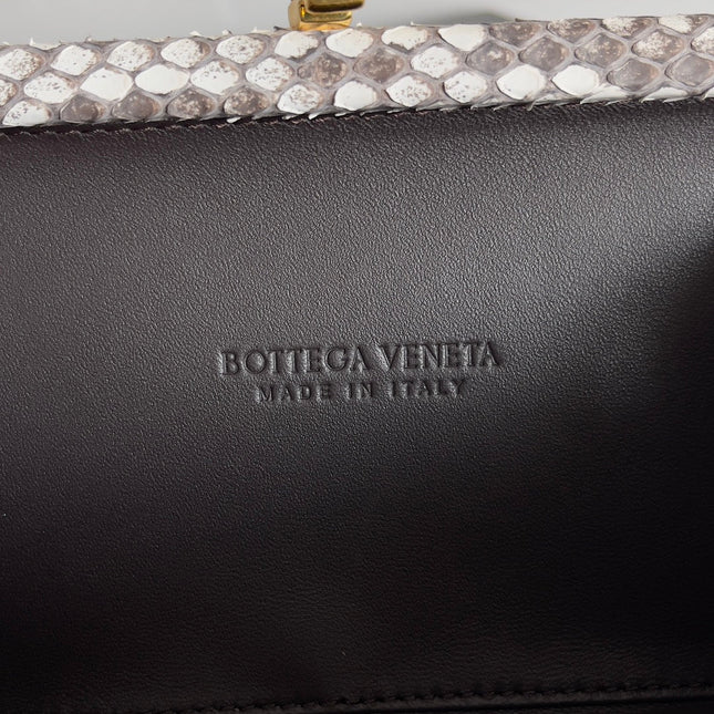 KNOT CHAIN CLUTCH 20.5 IN SNAKE PATTERN CALFSKIN