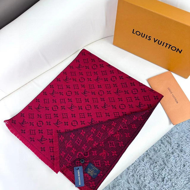 SCARF 180 CM IN HIBISCUS RED CLASSIC MONOGRAM CASHMERE 396438