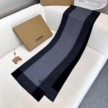 BURBERRY 26S SCARF 180CM IN CASHMERE 305982