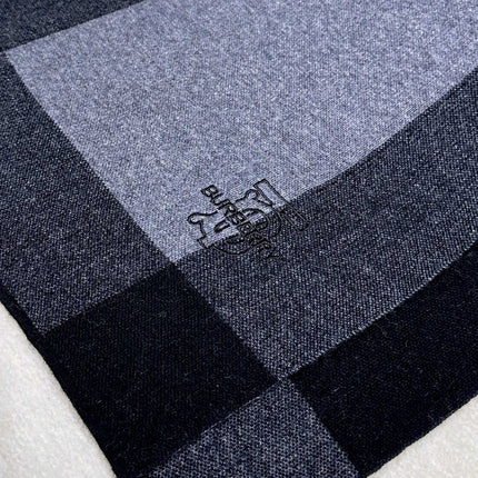 BURBERRY 26S SCARF 180CM IN CASHMERE 305982