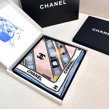 CHANEL 26S SCARF 88 IN SILK 309798