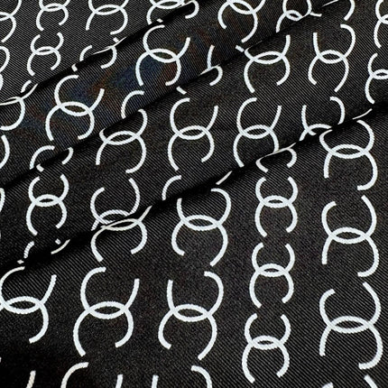 CHANEL 25S SCARF 90 IN SILK 732137
