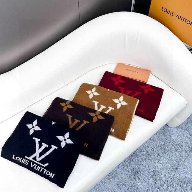 LV SCARF 180 CM IN CASHMERE 700780