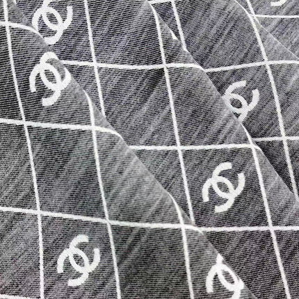 CHANEL 26S SCARF 140 IN SILK 309416
