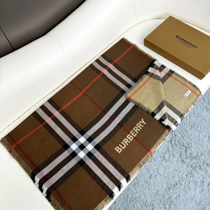 BURBERRY 26S SCARF 220CM IN CASHMERE SILK 303204