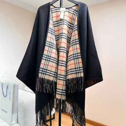 BURBERRY 26S REVERSIBLE CHECK FRINGED CAPE 150CM IN CASHMERE 309447