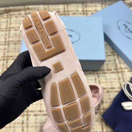 PRADA 26S LOW TOP SNEAKERS IN PINK NYLON AND SUEDE
