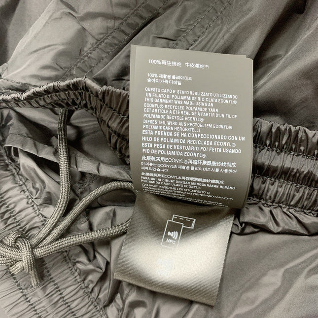 PRADA LOGO SHORTS 268050