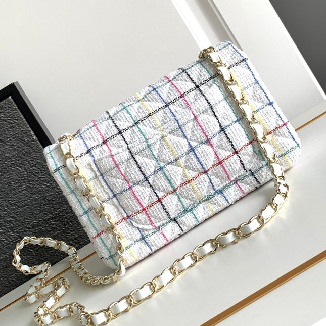 CC MEDIUM 25 FLAP BAG IN WHITE WOOL TWEED