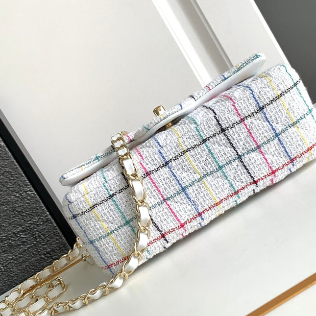 CC MEDIUM 25 FLAP BAG IN WHITE WOOL TWEED