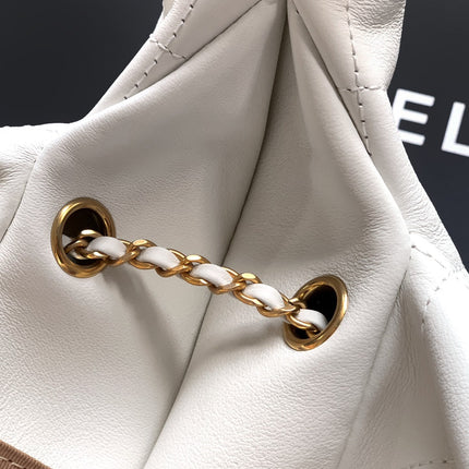 CC 26C LARGE HOBO BAG 29CM IN WHITE CALFSKIN GOLD HARDWARE