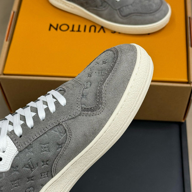 STADIUM SNEAKER IN DOVE GRAY EMBOSSED MONOGRAM SUEDE