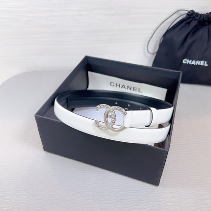 CC BELT 20 MM IN WHITE SMOOTH CALFSKIN SILVER HARDWARE ATTACH RHINSTONE