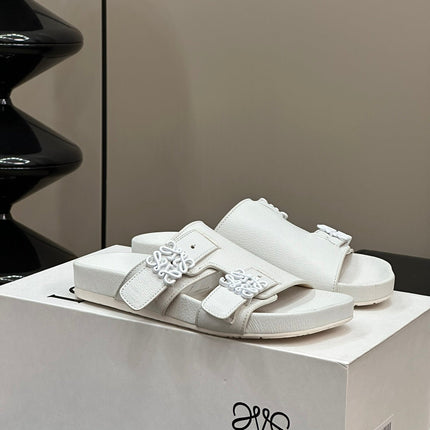 LOEWE 26S EASE SLIDE IN WHITE CALFSKIN