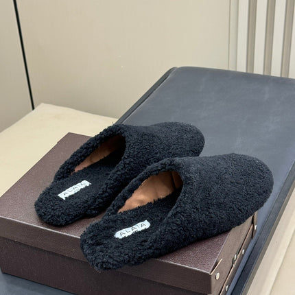 ALAIA 25S SHEARLING COZY SLIPPERS IN BLACK