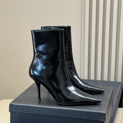 YSL 26S ZIPPERED HEELED BOOTS IN BLACK SHINY CALFSKIN